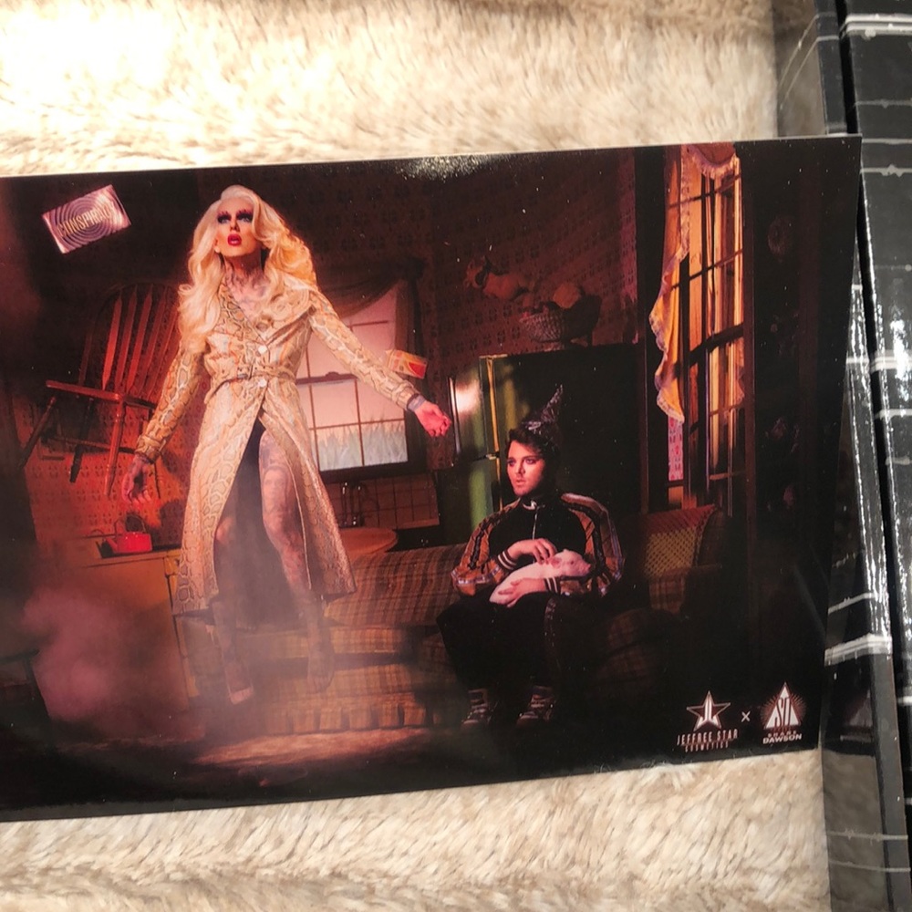 Jeffree Star x Shane Dawson Pig mirror